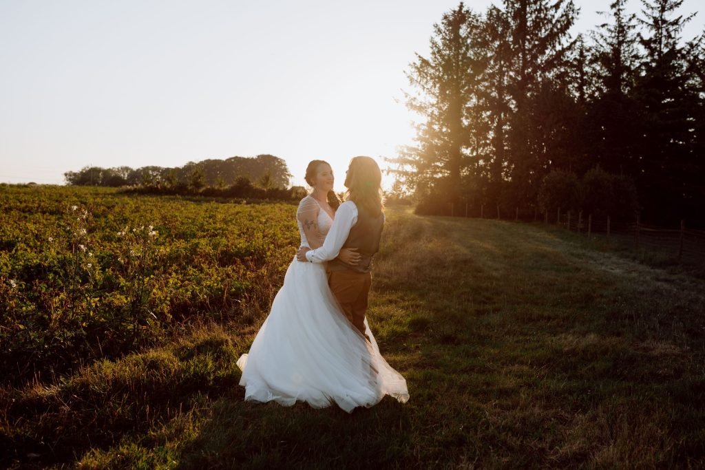 Photo couple couché de soleil mariage champêtre le havre